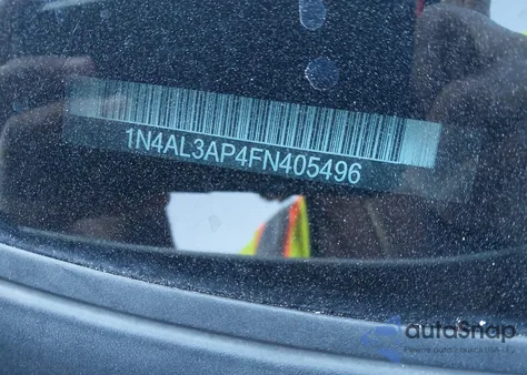 2015 Nissan Altima 2.5 S z USA, uszkodzony, nr VIN 1N4AL3AP4FN405496